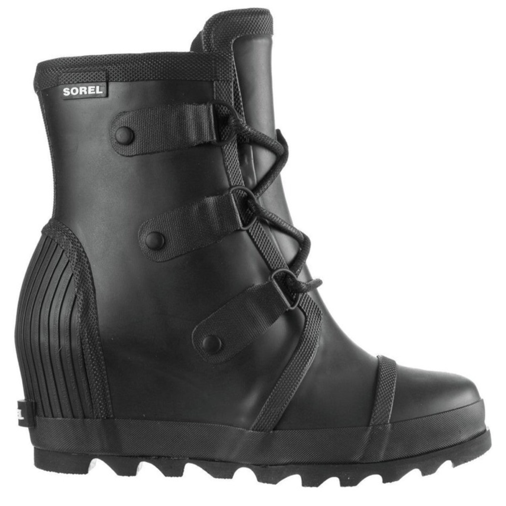 NWT Joan Rain Wedge booties in black